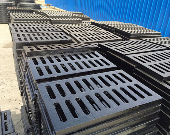 Ductile iron manhole cover