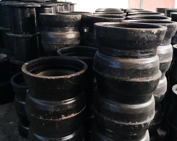Ductile iron pipe fittings